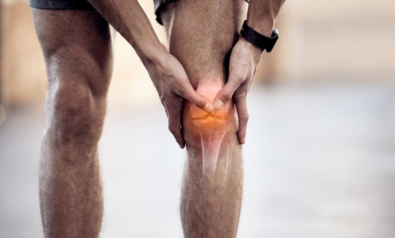 Joelho inchado sem motivo aparente? Pode ser derrame articular